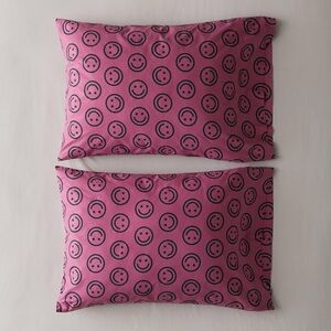 BAGGU Happy Face Pillowcase Set